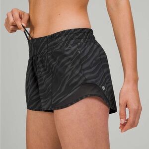 Lululemon Hotty Hot low-rise 2.5 inseam shorts